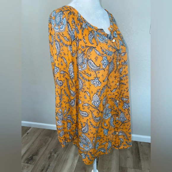 NWOT CHAPS women’s blouse - Picture 9 of 9